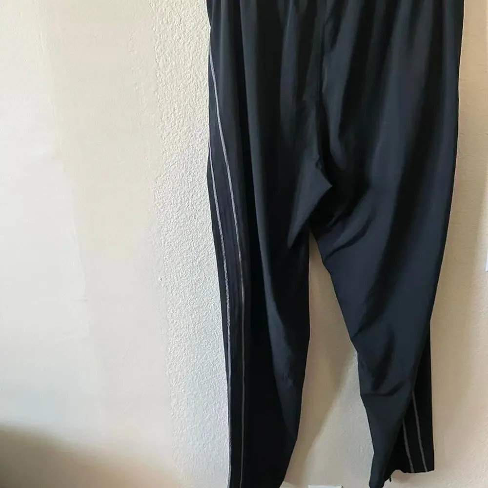 Nike womens black grey track